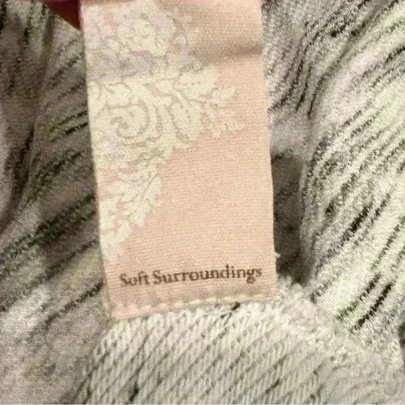 Soft Surroundings Women's Heathered Grey Half Zip Knit Sweatshirt Top Size S - Picture 4 of 7